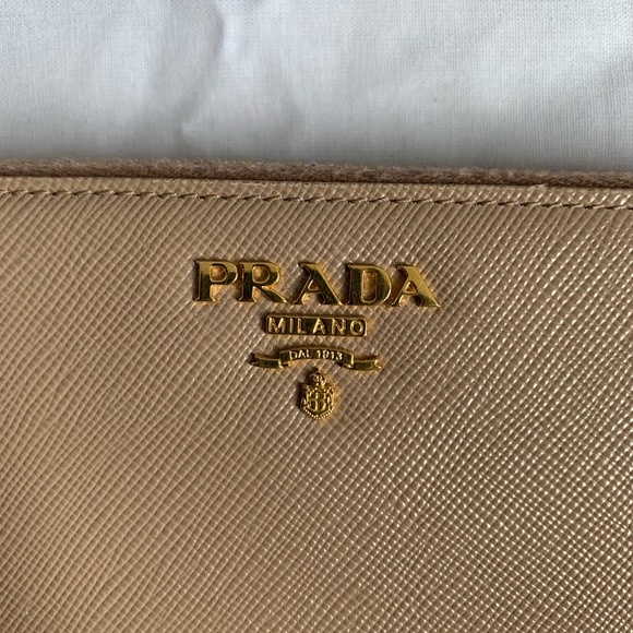 Prada Wallet - Picture 3 of 10
